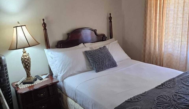 Dalkeith Cottage-Ultimate Summer Vacation