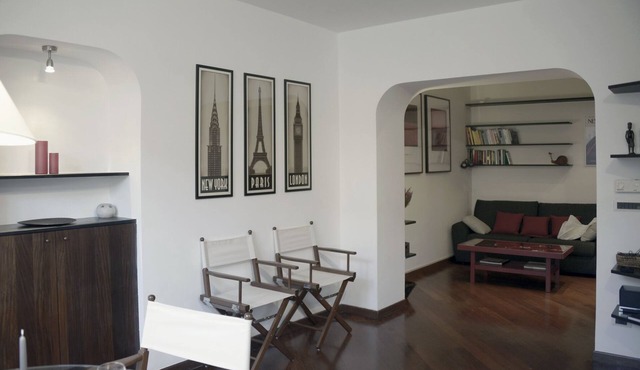 Delightful two-room apartment in the heart of Genoa.