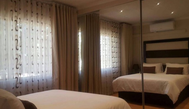 Deluxe Family Apartment [Villa MikaMora]