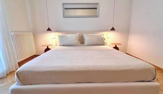 Designer Apt King Bed Free Parking Florence 20 minutes