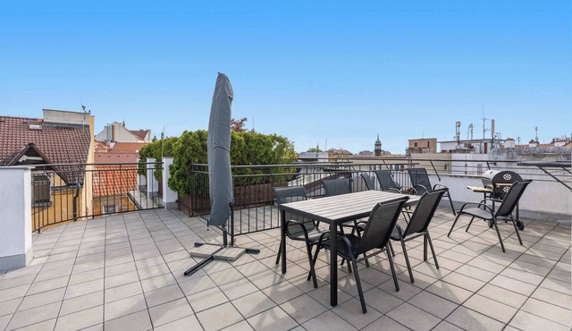 DiCaprio Penthouse Terrace Apartworld
