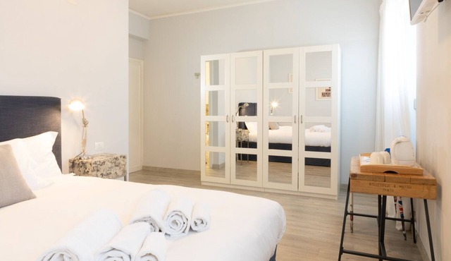 Dimora 16 Rooms & Garden