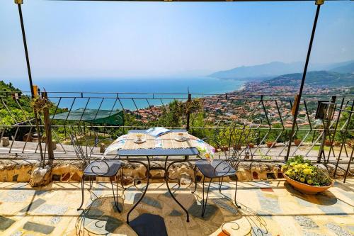 Dimora Concept - Ca' Franca - Sea View Terrace and Private parking