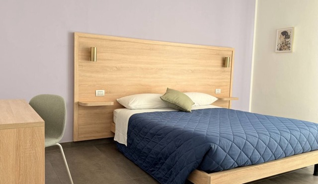 Discover Apartment Lorenzo, an elegant residence situated in a quiet area just 15 minutes from Florence. Tastefully furnished with high-end finishes, this apartment is designed for those seeking a refined environment that meets every need.Perfect for fam