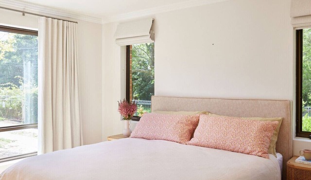 Discover Royal National Park in this Stylish 1BR