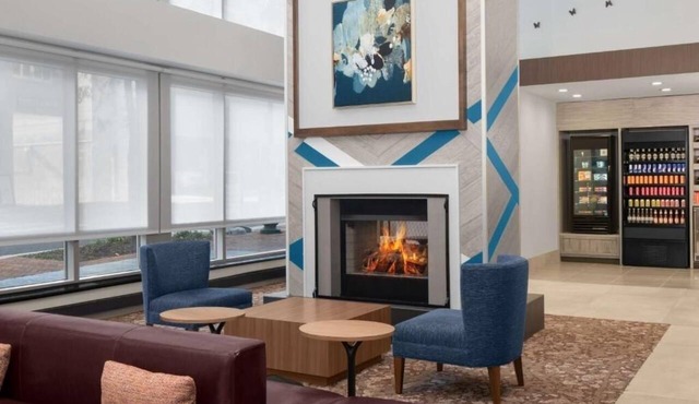 Distinct Pet Friendly Bethesda Room Near Metro NIH DC Sights