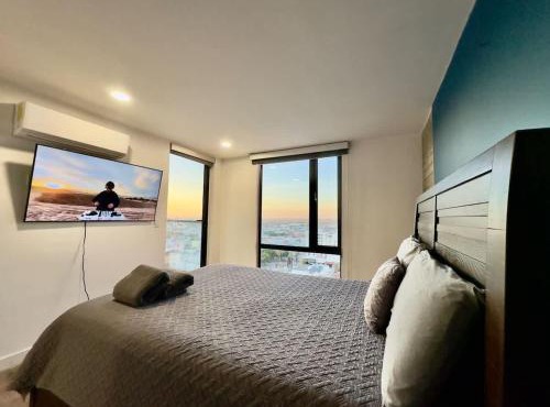 Downtown TJ Ave Revolucion 1BR Suite 10th floor