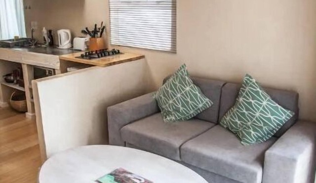 Dreamtime- 60m around the corner from the beach