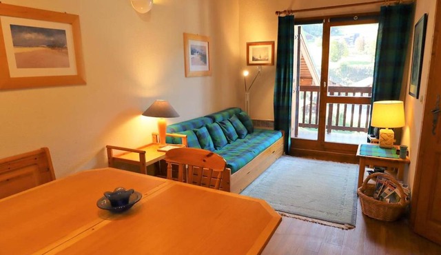 Duplex cosy et spacieux avec piscine et balcon proche des pistes pour 4-5 personnes à Arêches-Beaufort - FR-1-342-171