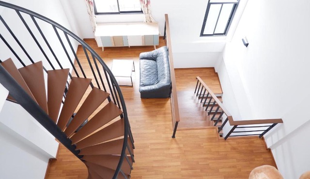 Duplex home near IMPACT Arena Exhibition Centre
