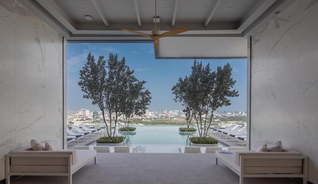 Eastin Grand Hotel Phayathai
