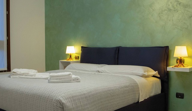 Easy Home, Milan Greco