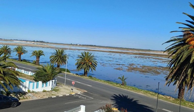 EBB Tide Guesthouse