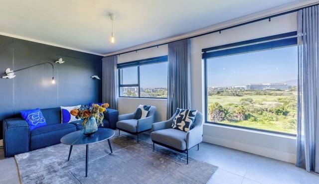 Elegant 3BR Apartment with Amazing Views