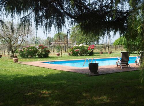 Elegant Holiday Home in Faenza with Garden and Pool