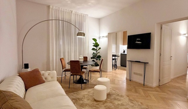 Elegant retreat in the center of Arezzo with private patio