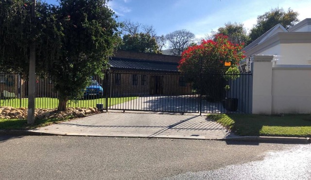 Elegant two-bedroom hideaway in picturesque Stellenbosch.