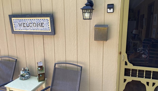 Enjoy the great Cottage in the heart of Cavendish near all famous attractions.