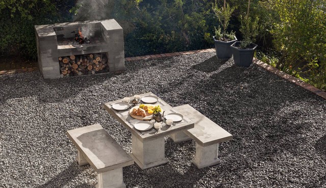Enjoy the privacy of your own wood fired hot-tub, barbecue & breathtaking views.