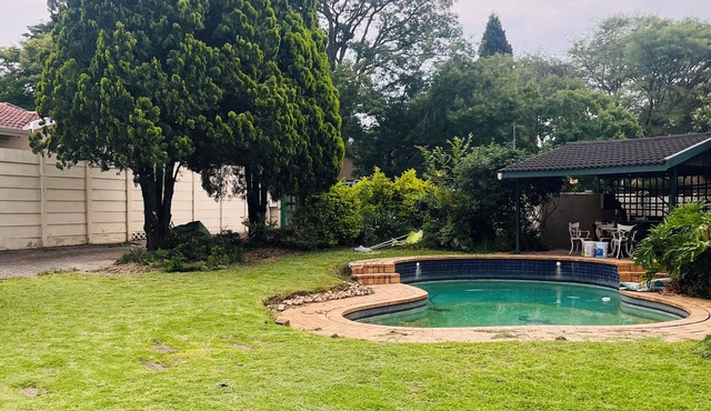 Enjoyable 3-bed house in a nice neighbourhood covered by lushy trees - Randburg.