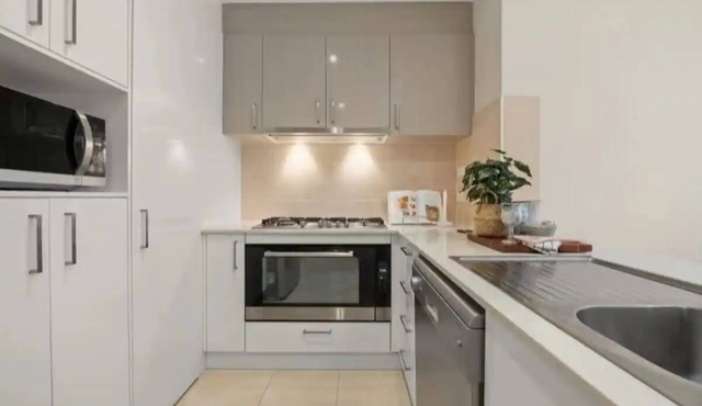 Entire Lovely House With 3 Bedrooms, Good Location