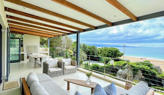 Estrella Residence - Four Bedroom Villa, Sleeps 12