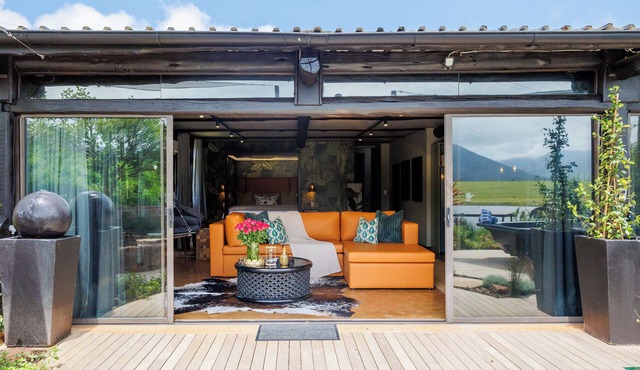 Exclusive Couples Hideaway Designer Cabin Hot Tub Play Room Views