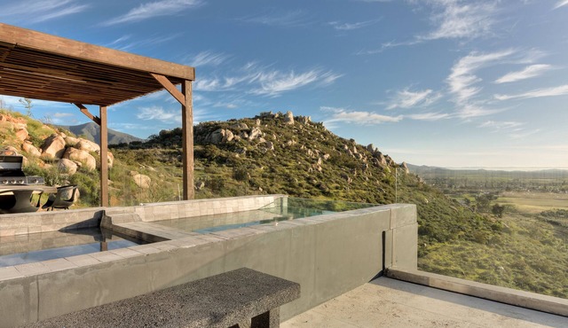 Exclusive Villa with private Vineyard