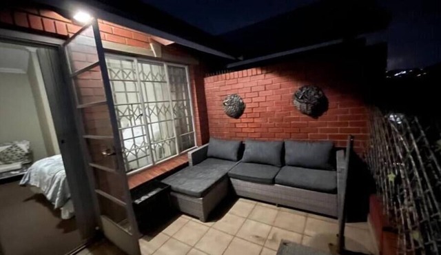 Executive suite@Lofts