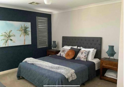 Fabulous 2 Bedroom Apartment Great ocean Views
