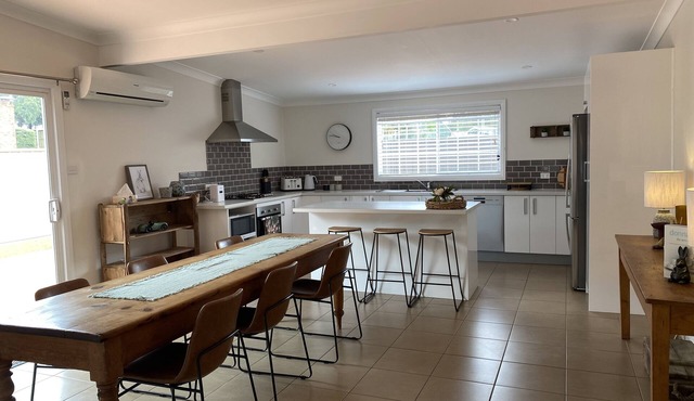 Family friendly central cottage