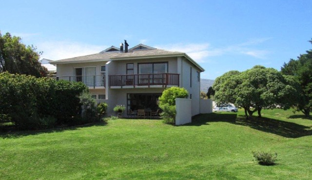 Family-friendly Noordhoek holiday home in Security Estate, Cape Town, South Africa