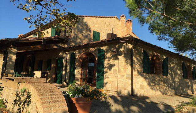Farmhouse in Pisan Hills with Pool