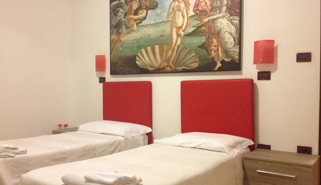 FIERA 5: Quiet and comfortable for tourism and business.In front of fair