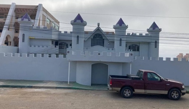 Fine Family Castle With Ocean View