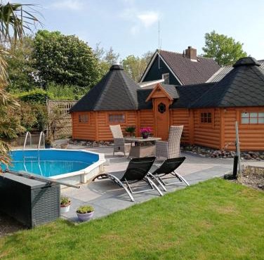 Finse Kota met privé Sauna en Hottub