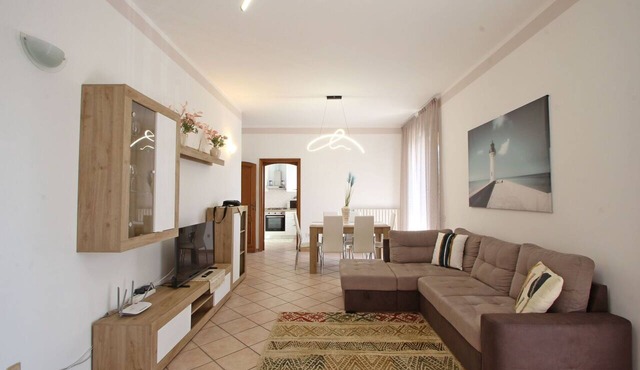Flat at 350m from the Sea with A/C