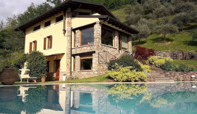 Flat in Pisogne with Lake Iseo View