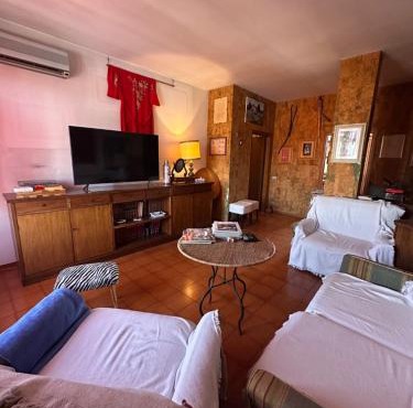 Florence 15min by Tram & Free Parking Space