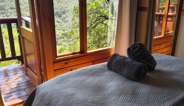 Forest Edge Hideaway -Six on Imbali