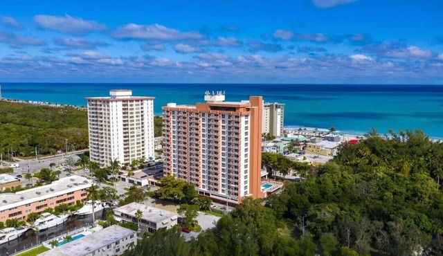 Fort Lauderdale Beach Resort 1 Bedroom Studio; Rates are Negotiable!