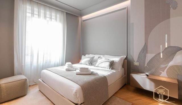 Franceschi Apt - 50mt to Metro, Roman Gem with Luxury Design, A-C, Panoramic view