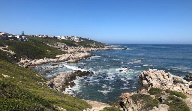 Fynbos Apartment at Whalecove