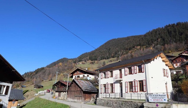 Gîte 15 pers. - Mobilité réduite - Proche Saint-Guérin - Parking, Salle de réunion, Ski room - FR-1-342-260