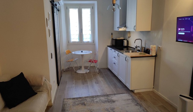 Galgano Prato apartment, convenient for Florence