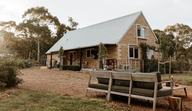 Go bush stay lux in 100 acres of natural wilderness.