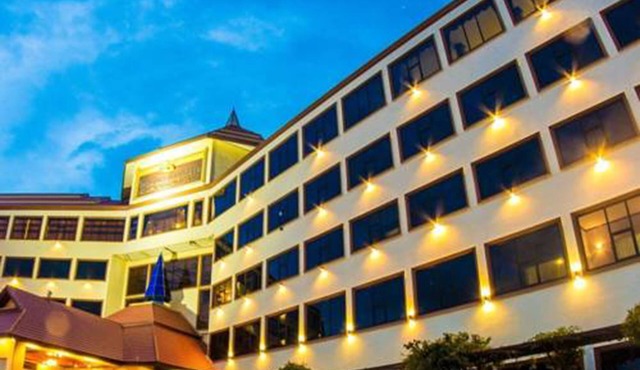 Golden Dragon Resort