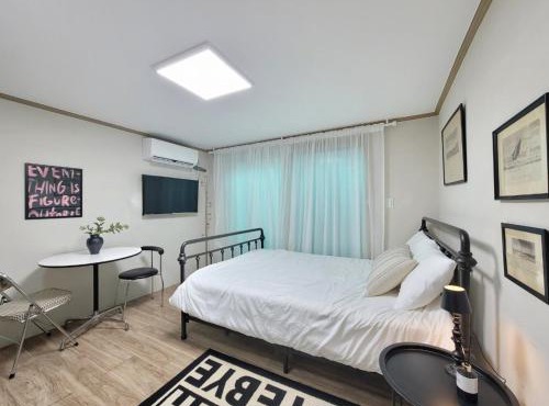 Gongdeok Cozy Stay 101, 5min from Subway