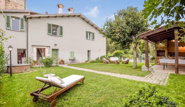 Gorgeous home in Palazzetto Nese