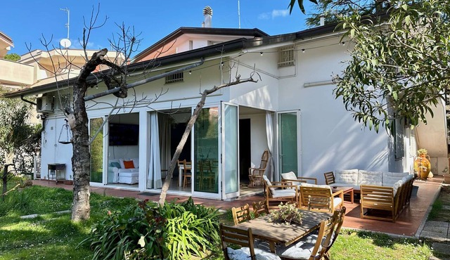 GRAN SASSO Apartment of Villa Renata Riccione